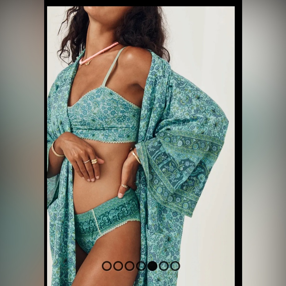 🌅 Spell: ‘Sundown’ Maxi Robe - Picture 5 of 16